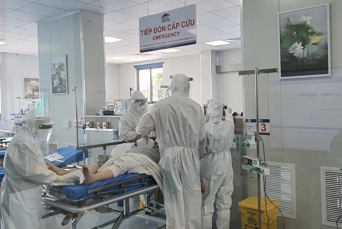 Hanoi moves to disband 13 COVID-19 treatment facilities