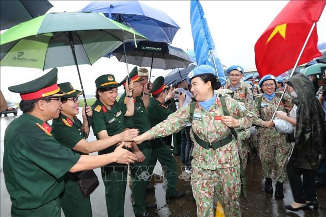 Level-2 Field Hospital No. 4 staff depart for UN peacekeeping missions