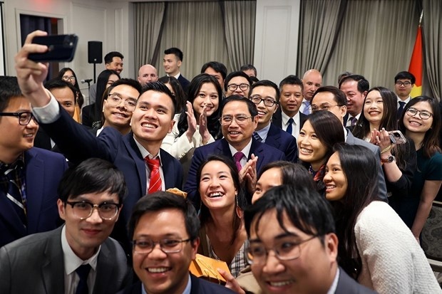 PM meets Vietnamese expatriates in New York