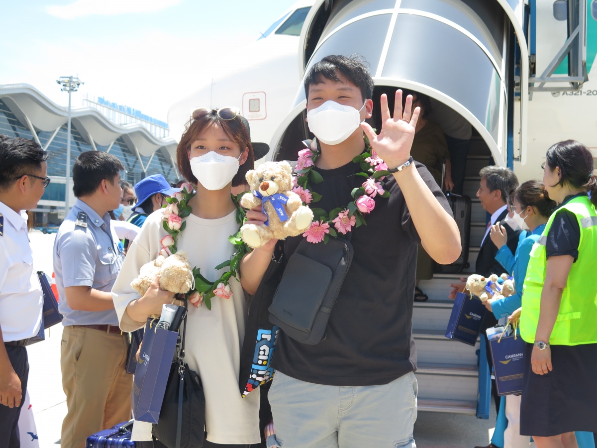 Korean airline restarts direct flights to Khanh Hoa
