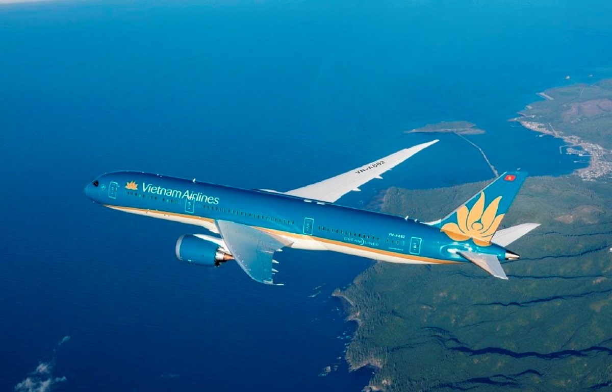 Thien Minh Group, Vietnam Airlines team up to promote tourism in France