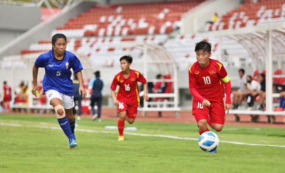 Vietnam defeat Cambodia to top Group A at AFF U18 Women’s Championship