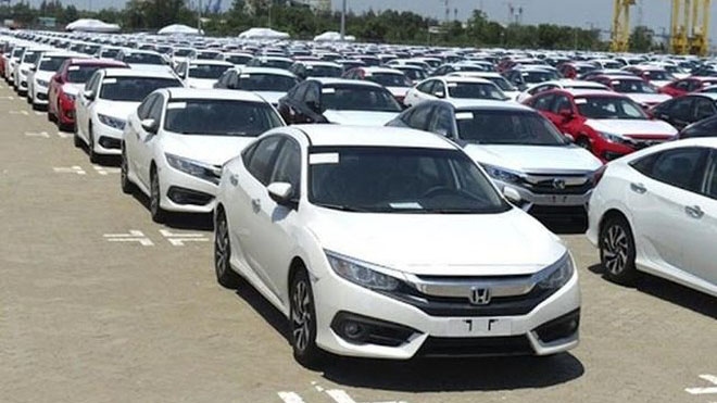 Car imports hit record high in August