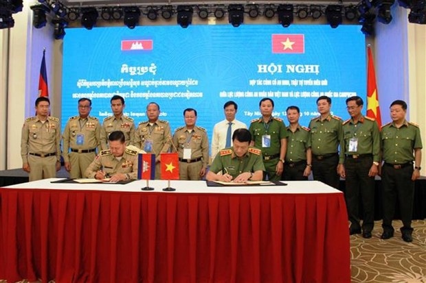 Vietnamese and Cambodian police step up border protection efforts