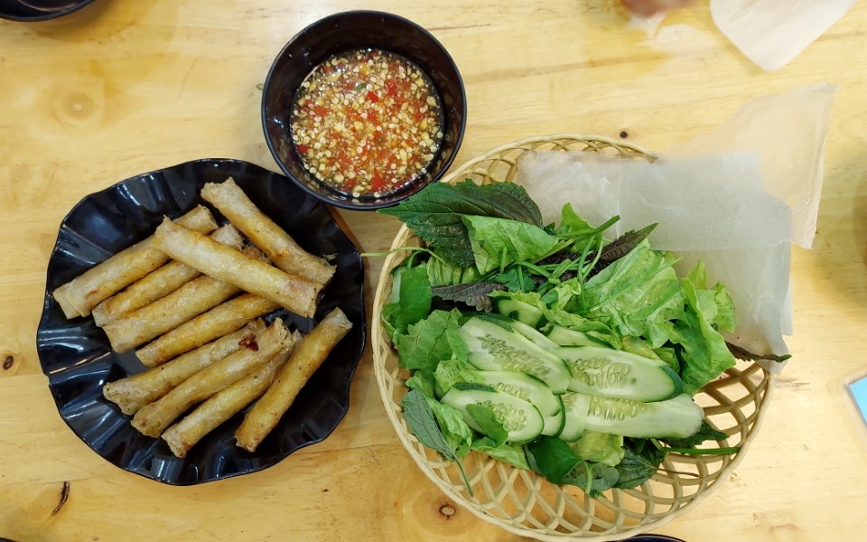 The sweetness of Quang Ngai’s corn spring rolls