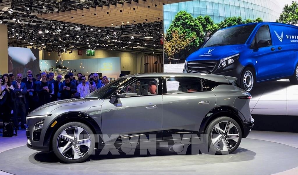 VinFast debuts four electric vehicle models at Paris Motor Show 2022