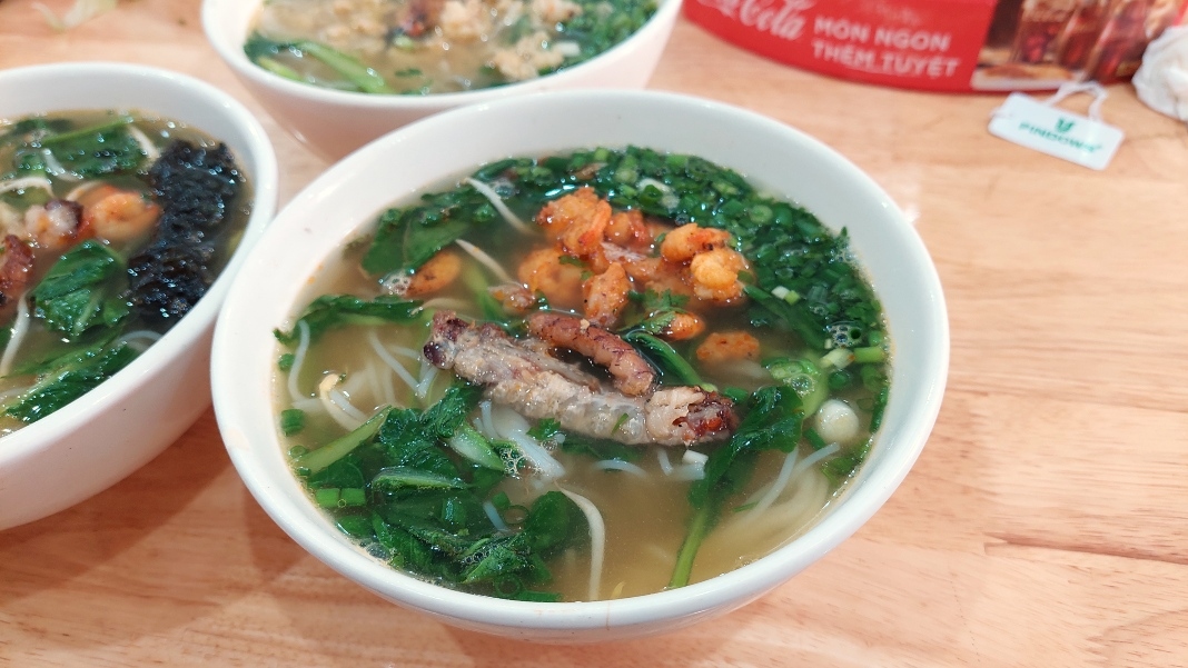 A must-try noodle dish in Quang Ninh