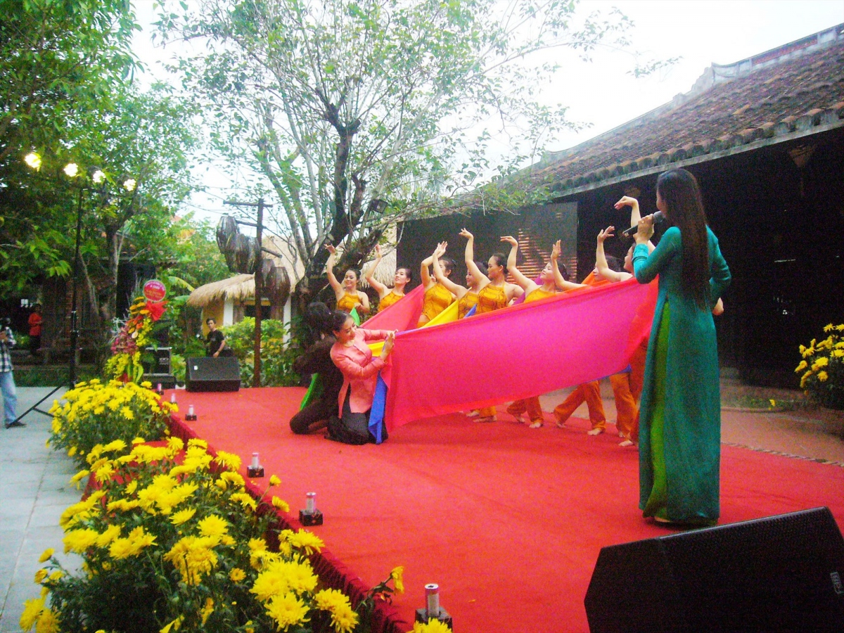 “Hoi An - Colors of Silk" programme to take place in late November
