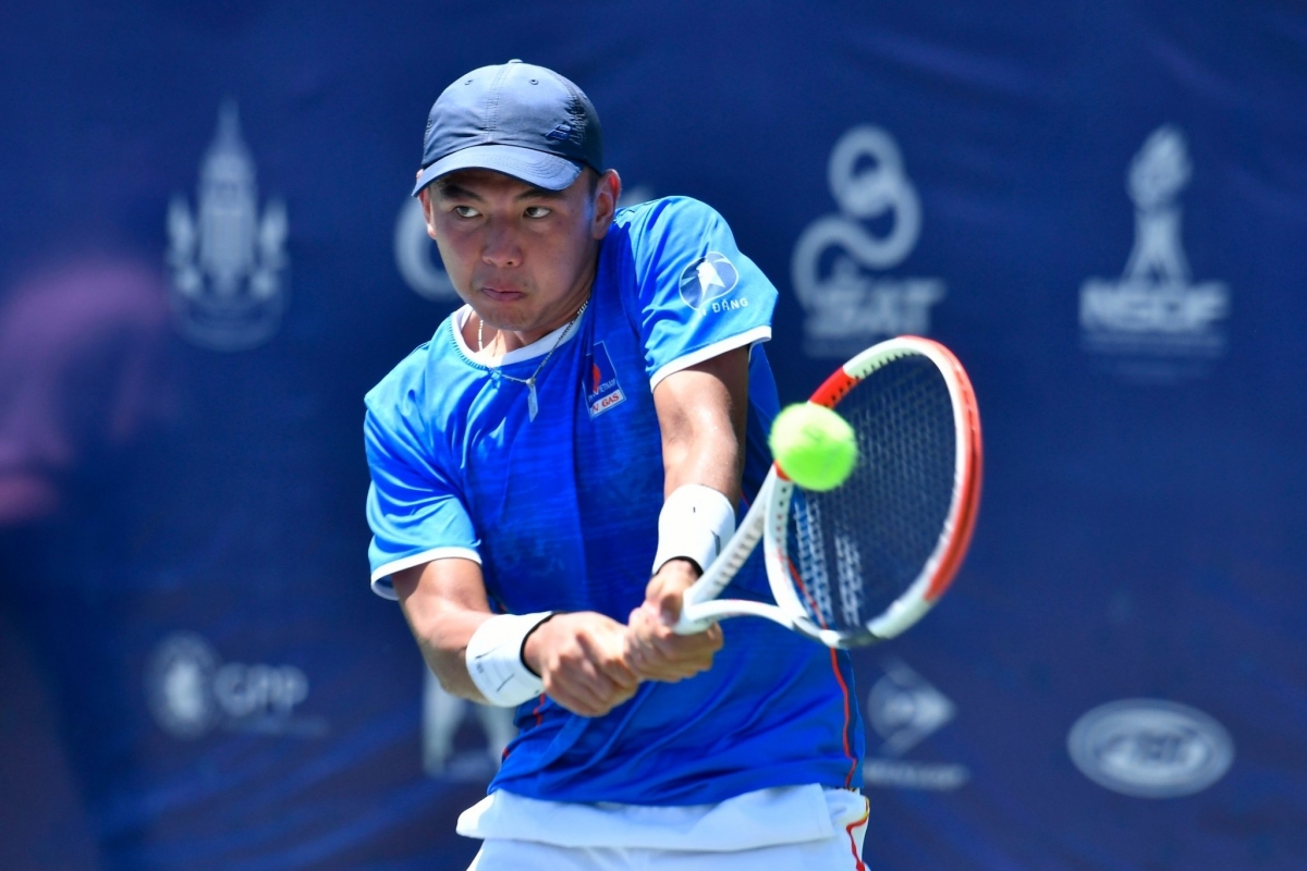 Local tennis ace off to great start at Yokkaichi Challenger 80