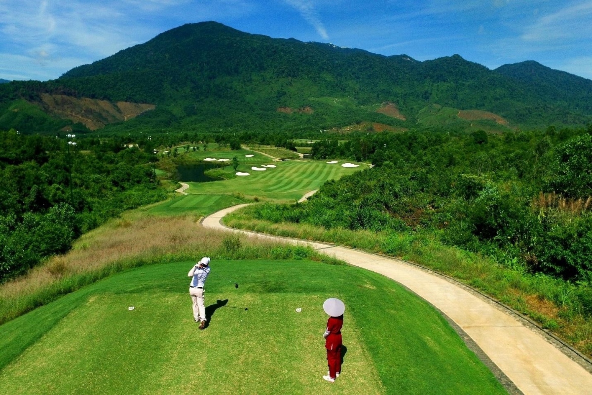 Ample room to boost golf tourism development in Vietnam