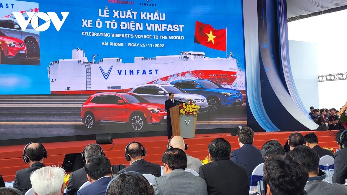 PM attends ceremony to export first batch of VinFast EVs abroad