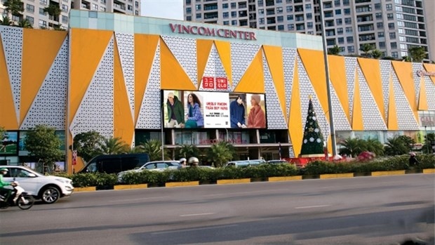 UNIQLO opens two new stores in Hanoi