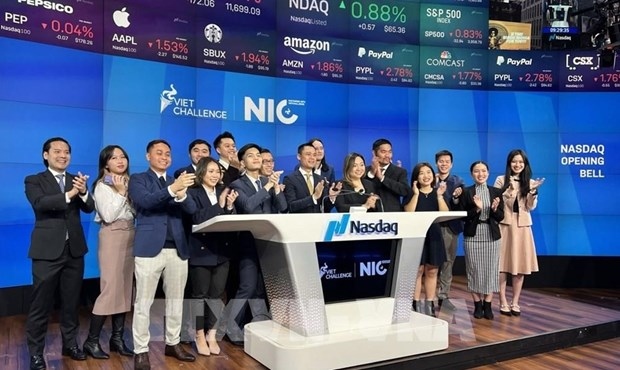 Bell rang at Nasdaq ahead of largest startup contest for overseas Vietnamese