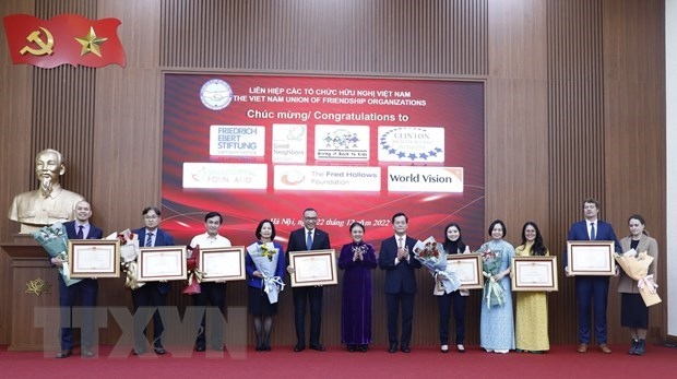 NGOs awarded PM’s certificates of merit for contributions to Vietnam’s development