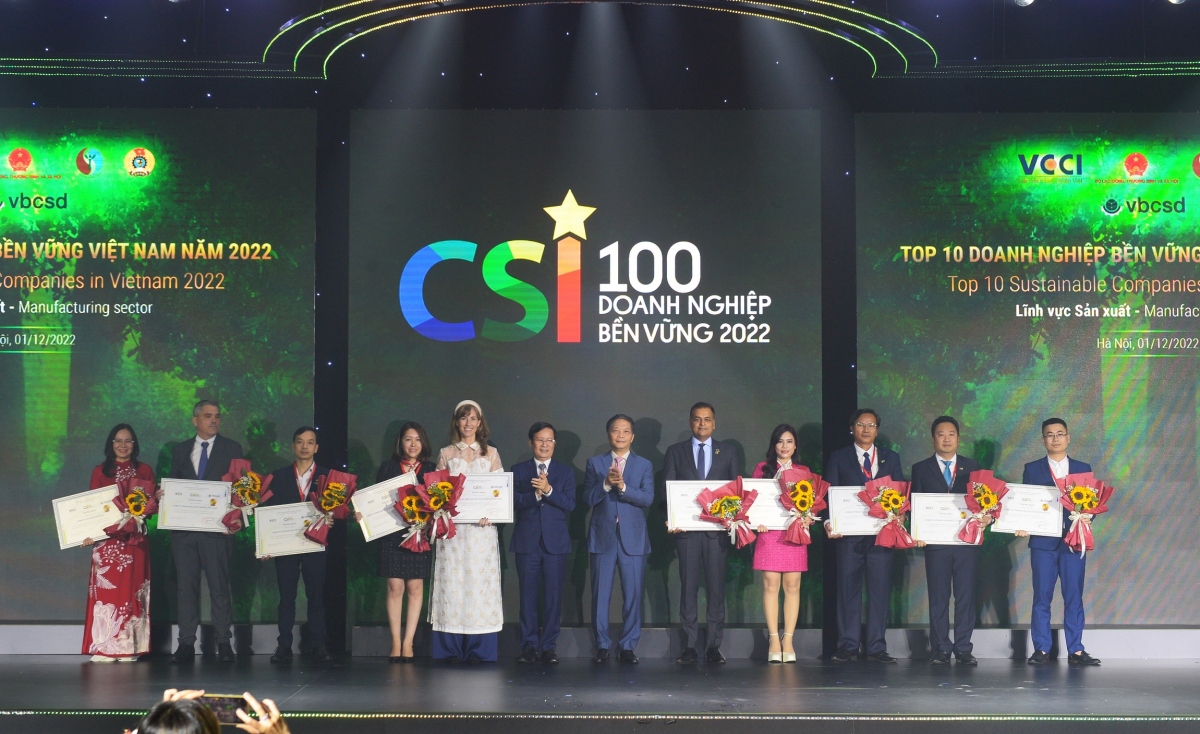 Top 100 sustainable businesses honoured