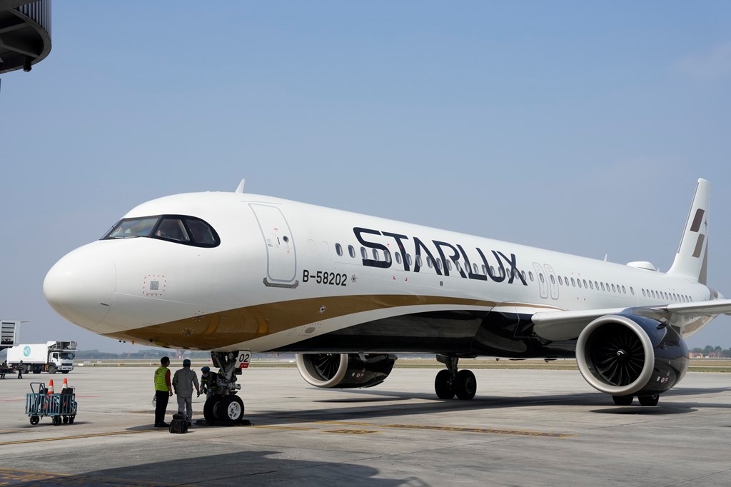 STARLUX launches regular air route to Hanoi