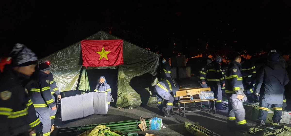 Vietnamese rescue team begins search mission in Turkey