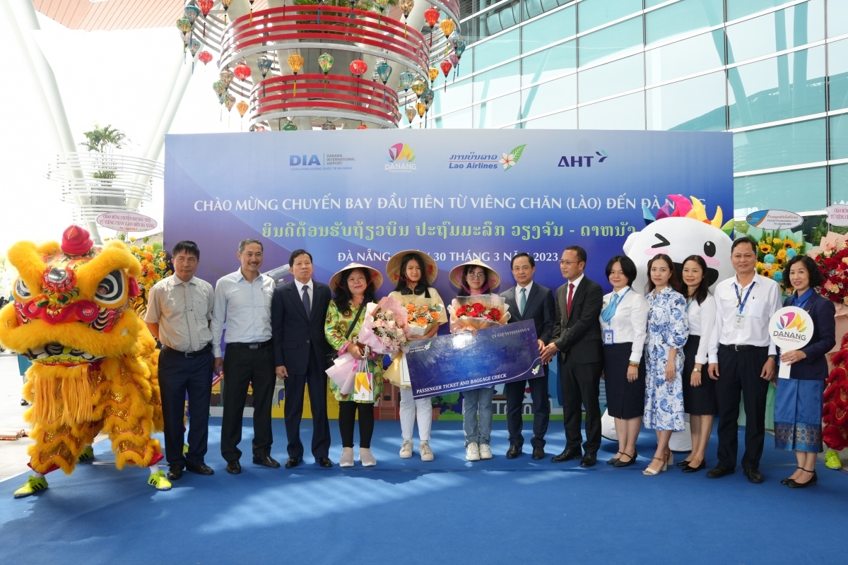 Vientiane-Da Nang direct air route launched