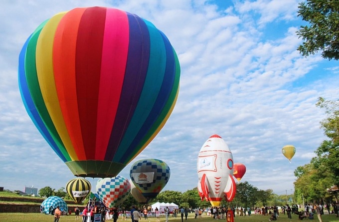 Hot-air balloon festival to be held in Hue