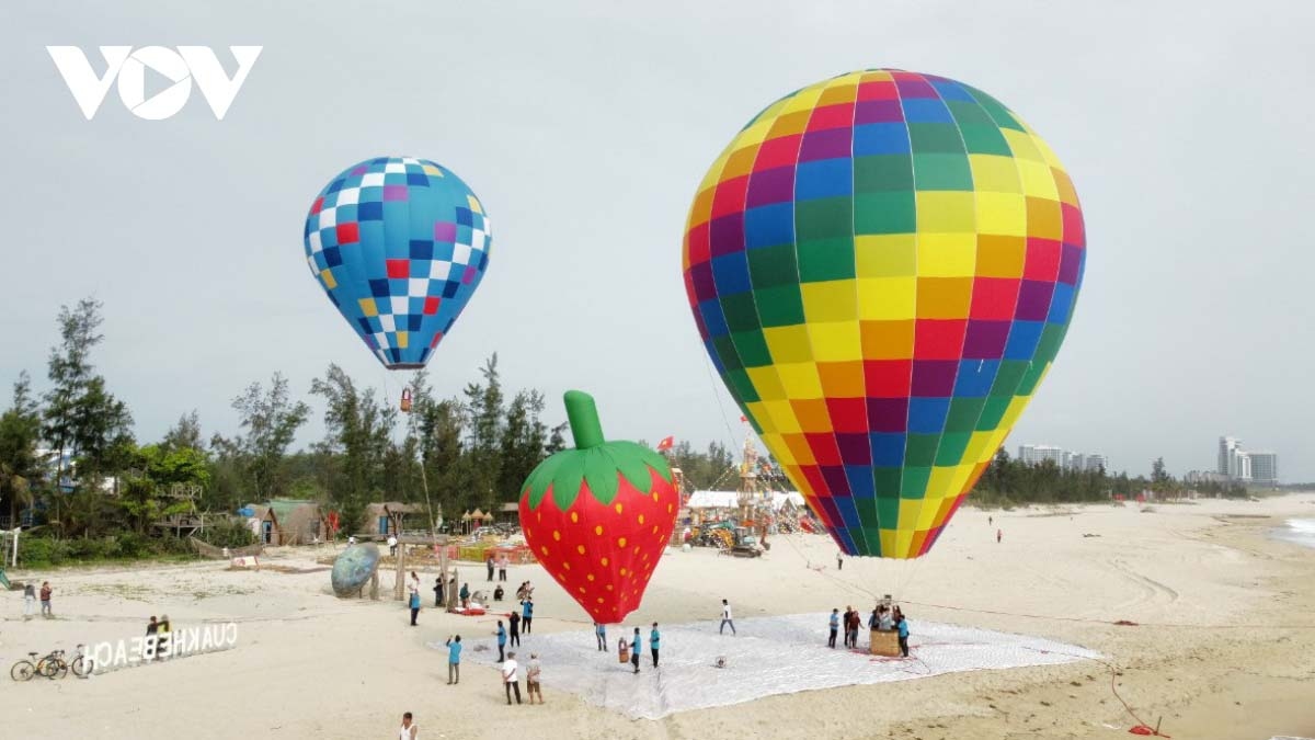 Quy Nhon to host hot air balloon festival for upcoming national holiday