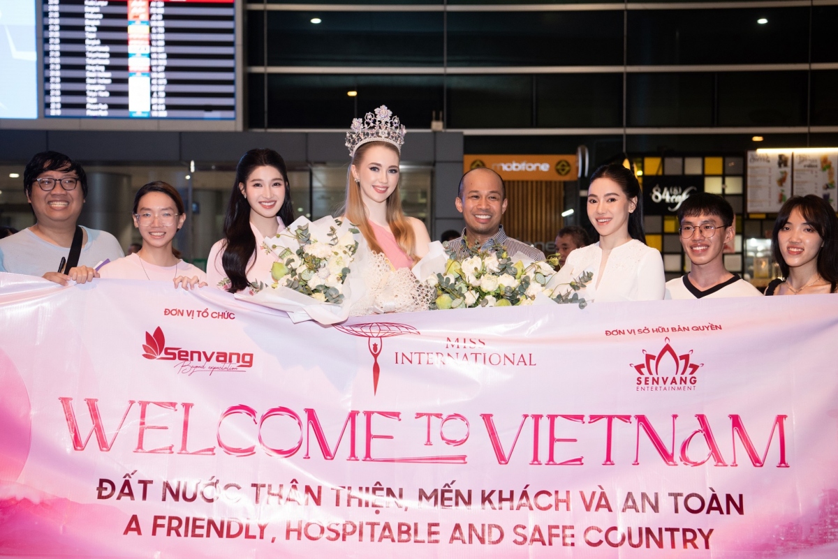 Miss International 2022 arrives for working trip to Vietnam