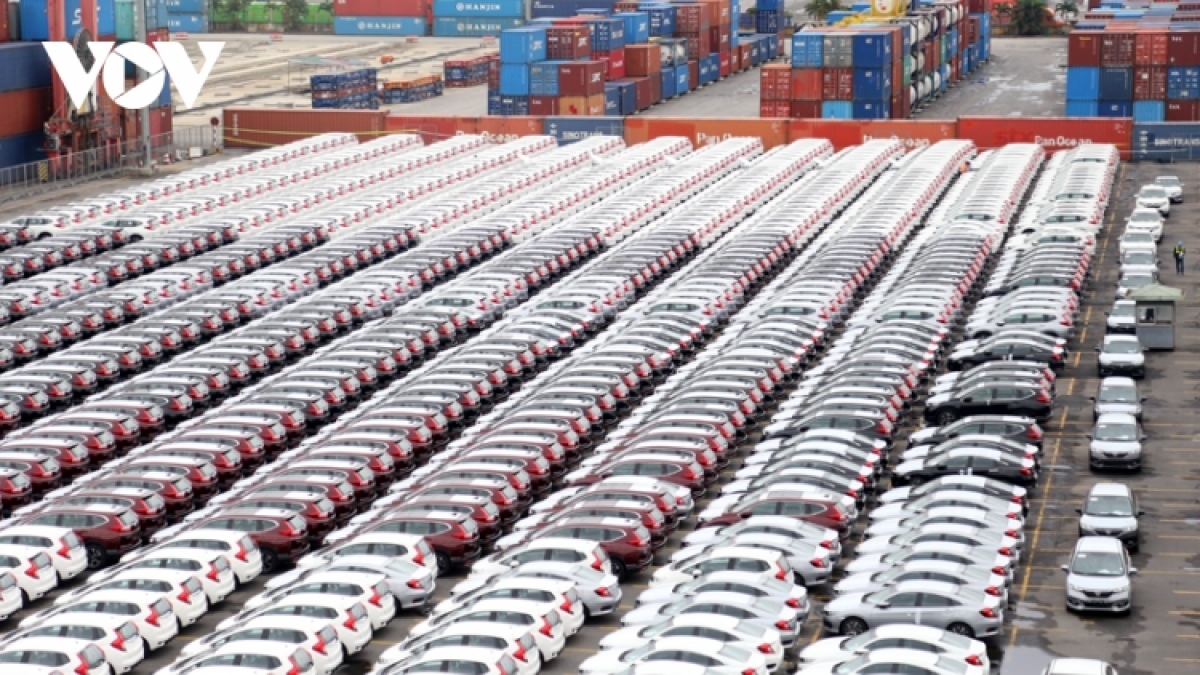More than US$1.2 billion spent on car imports over four-month period
