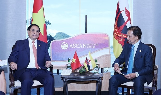 Prime Minister meets Sultan of Brunei Darussalam