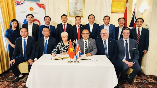 Da Nang seeks UK support for international finance centre