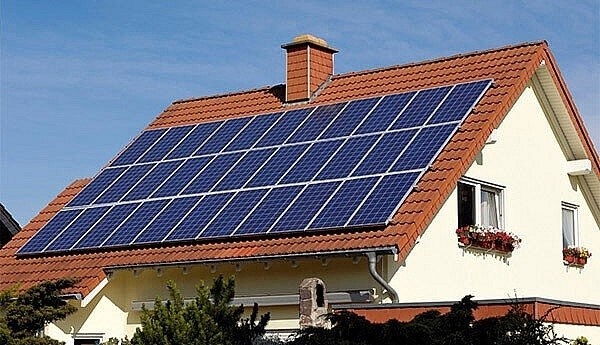 Incentives for rooftop solar power systems proposed