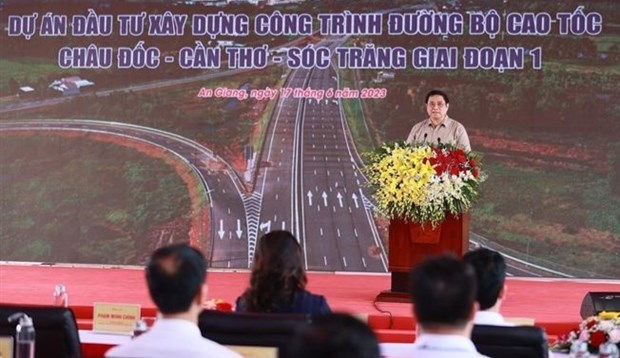 Construction of trans-Mekong Delta expressway kicks off