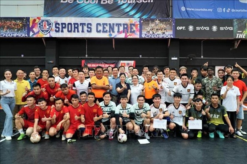 Futsal tourney promotes solidarity among Vietnamese expats in Malaysia