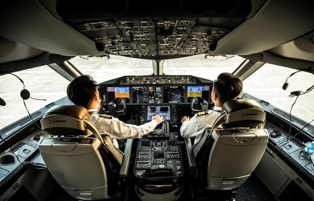 Vietnam Airlines pilot to face dismissal for positive drug test