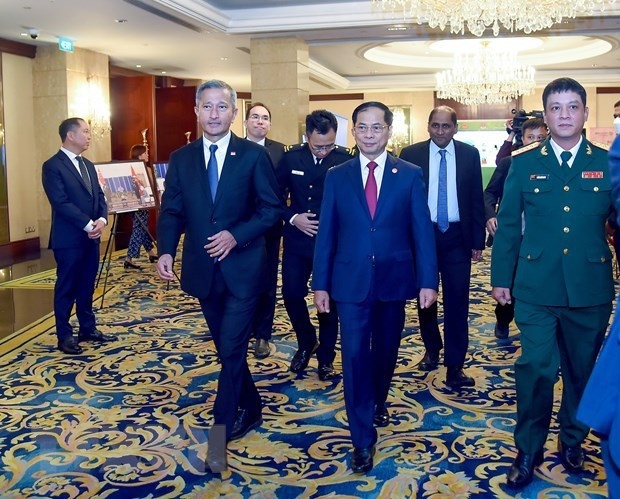 Vietnam, Singapore mark 50 years of diplomacy