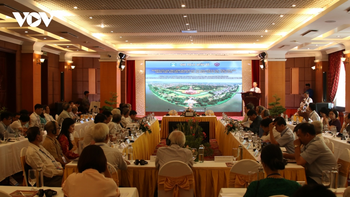 Seminar discusses value of Hue cultural heritages