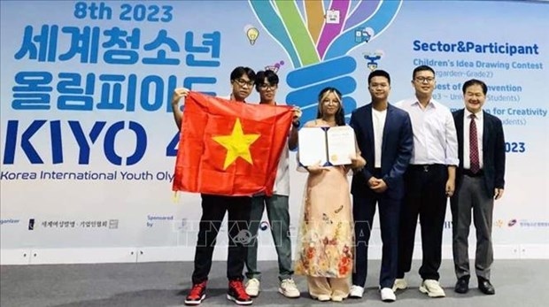 Quang Ninh students bag gold medal at RoK international science olympiad