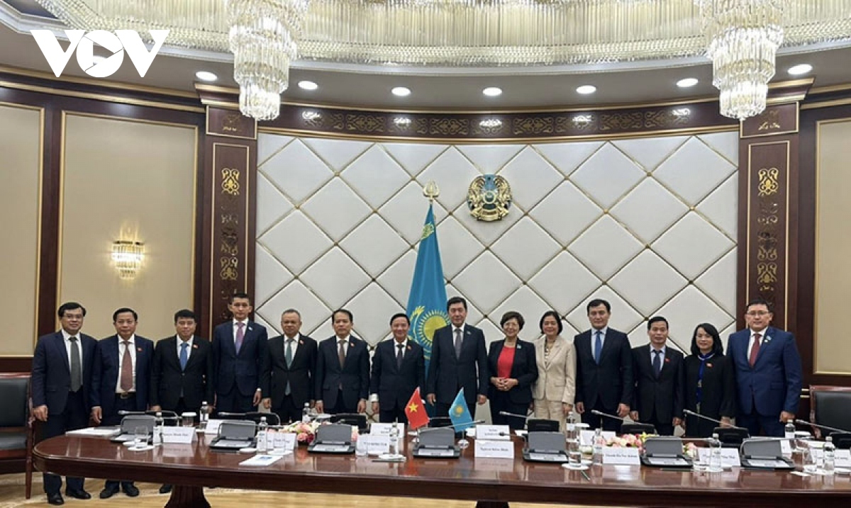 Vietnam treasures ties with Kazakhstan