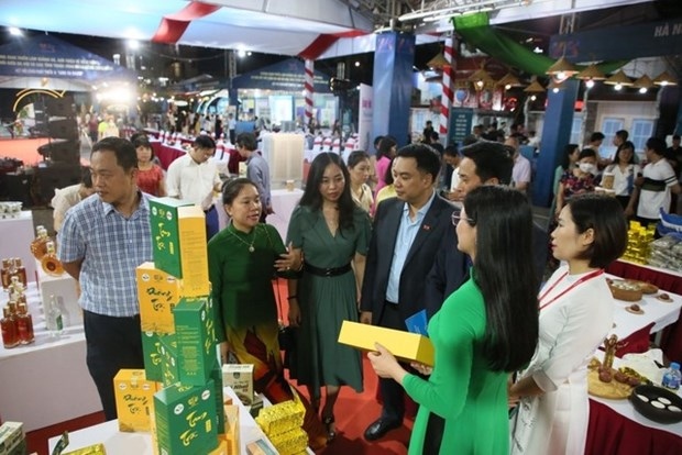Hanoi’s programme promotes investment, business networking