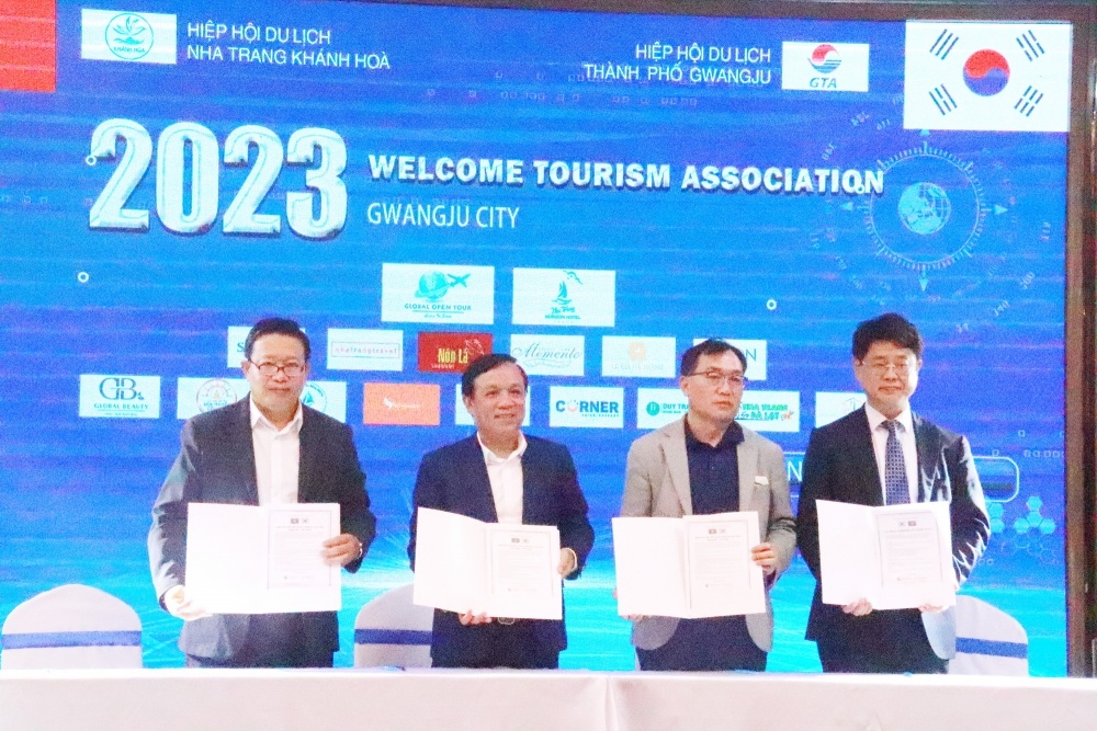 RoK famtrip views tourism products in Khanh Hoa