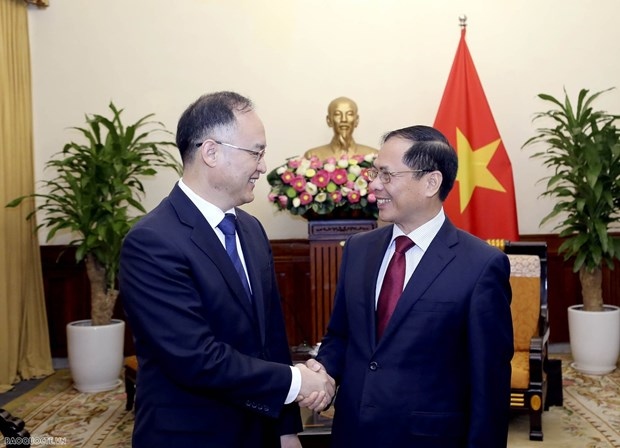 Foreign Minister receives Chinese Assistant FM