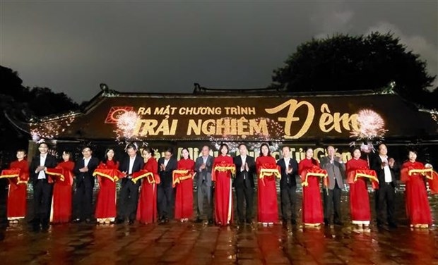 Night tour to Hanoi's Temple of Literature officially launched