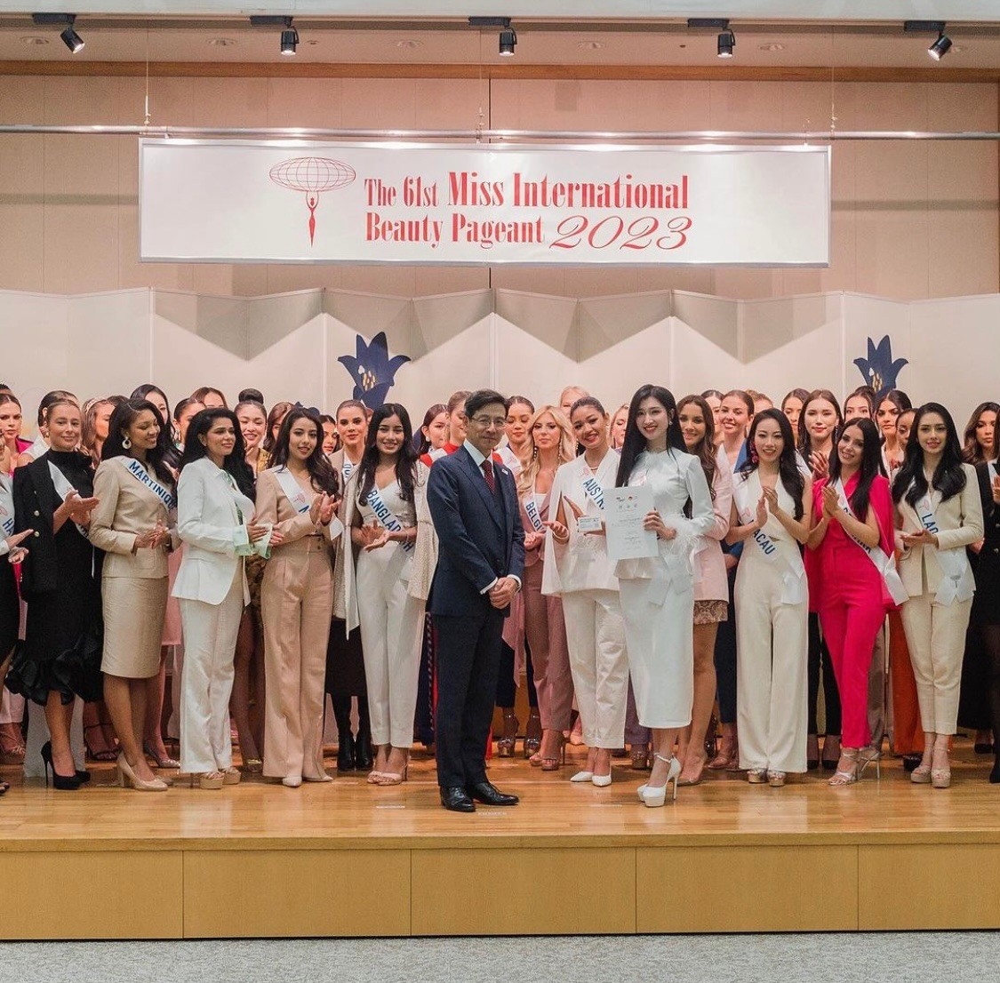 Phuong Nhi wins first prize at Miss International 2023