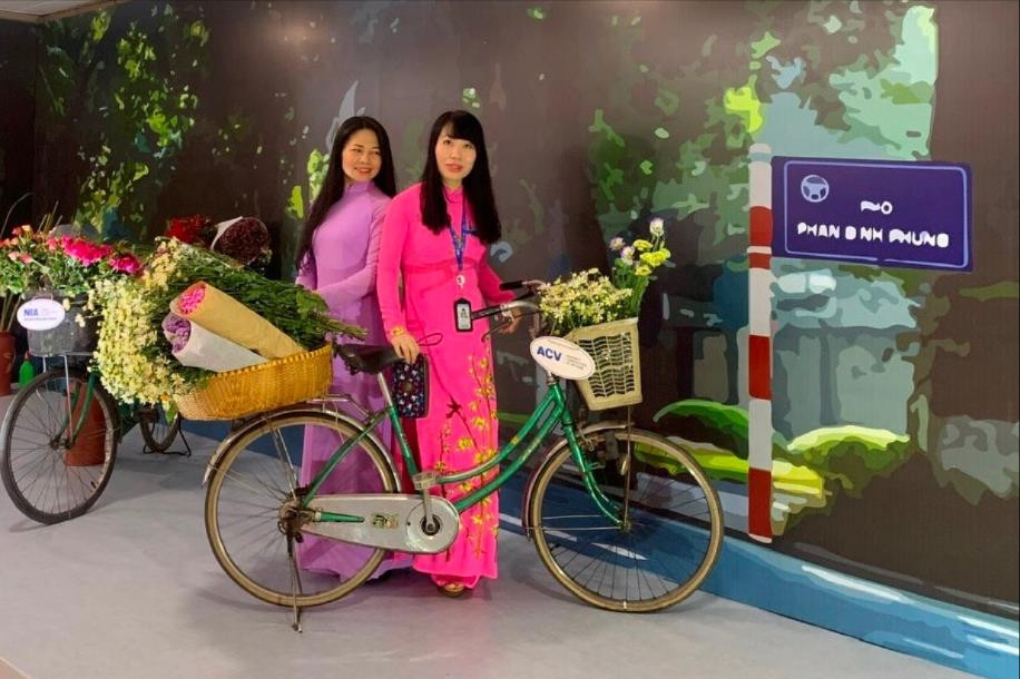 "Flavours of Hanoi" cultural week opens at Noi Bai International Airport