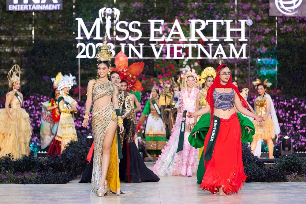 Miss Earth 2023 contestants show off charming beauty in National Costume
