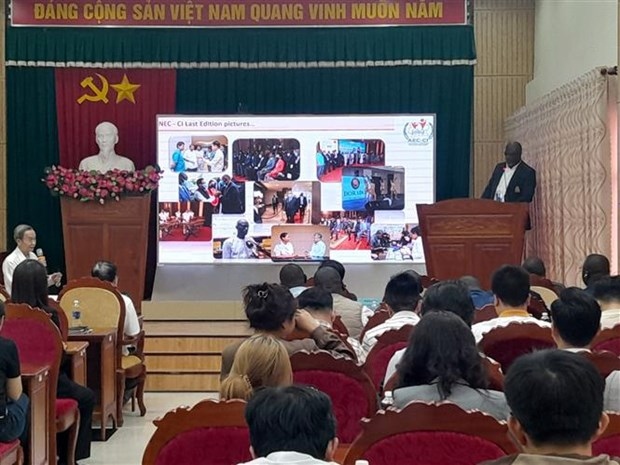 Ivory Coast cashew exporters explore opportunities in Binh Phuoc