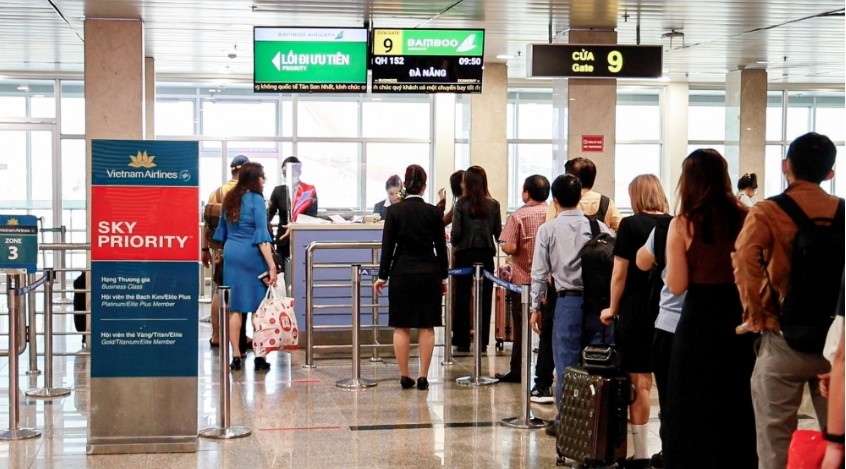 Tan Son Nhat Airport prepares for peak season on New Year holiday
