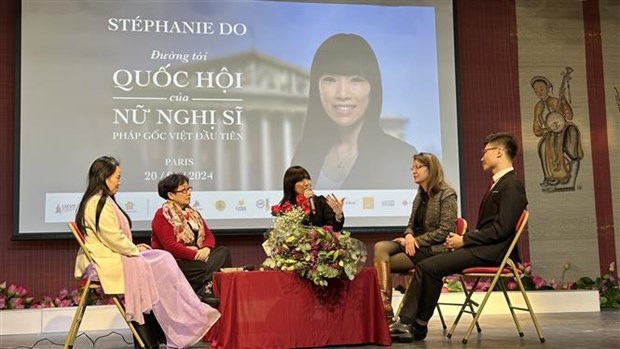 Vietnamese French politician inspires young generation