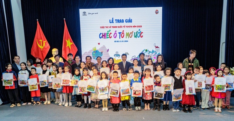 Nine paintings of Vietnamese children to vie for international contest in Japan