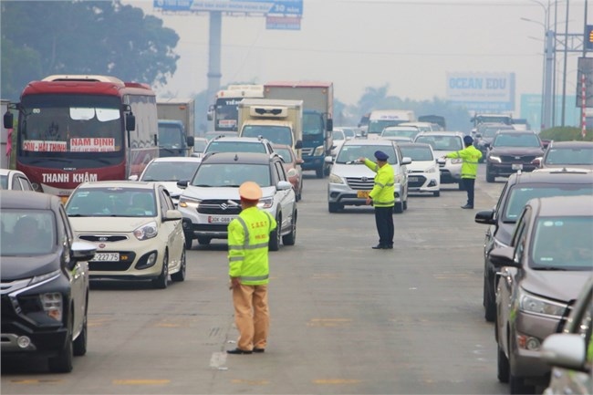 Traffic accidents claim 214 lives during Tet holiday