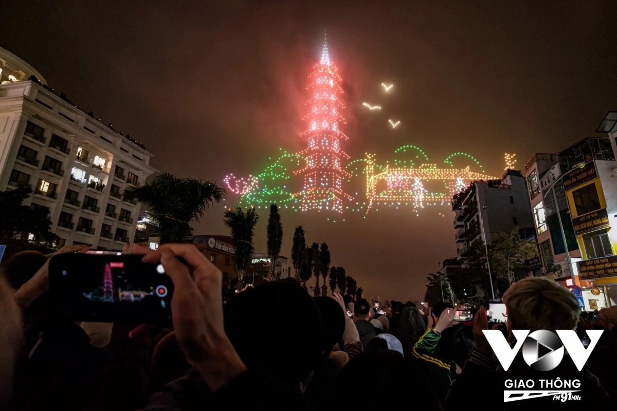 2,024-drone light show marks start of Year of Dragon
