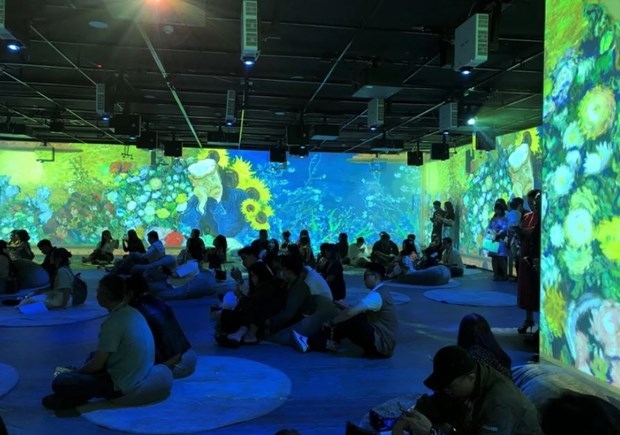 Van Gogh Art Lighting Experience captivates art enthusiasts in HCM City